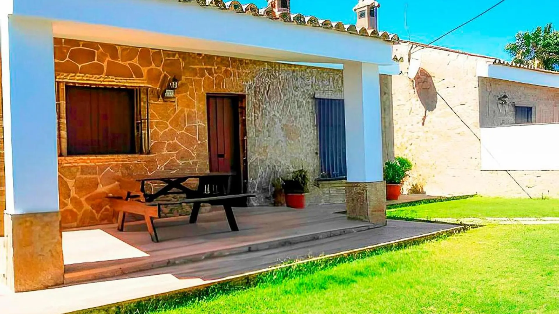 Chalet Con Piscina Compartida Y Jardin Privado Cadiz 0*,