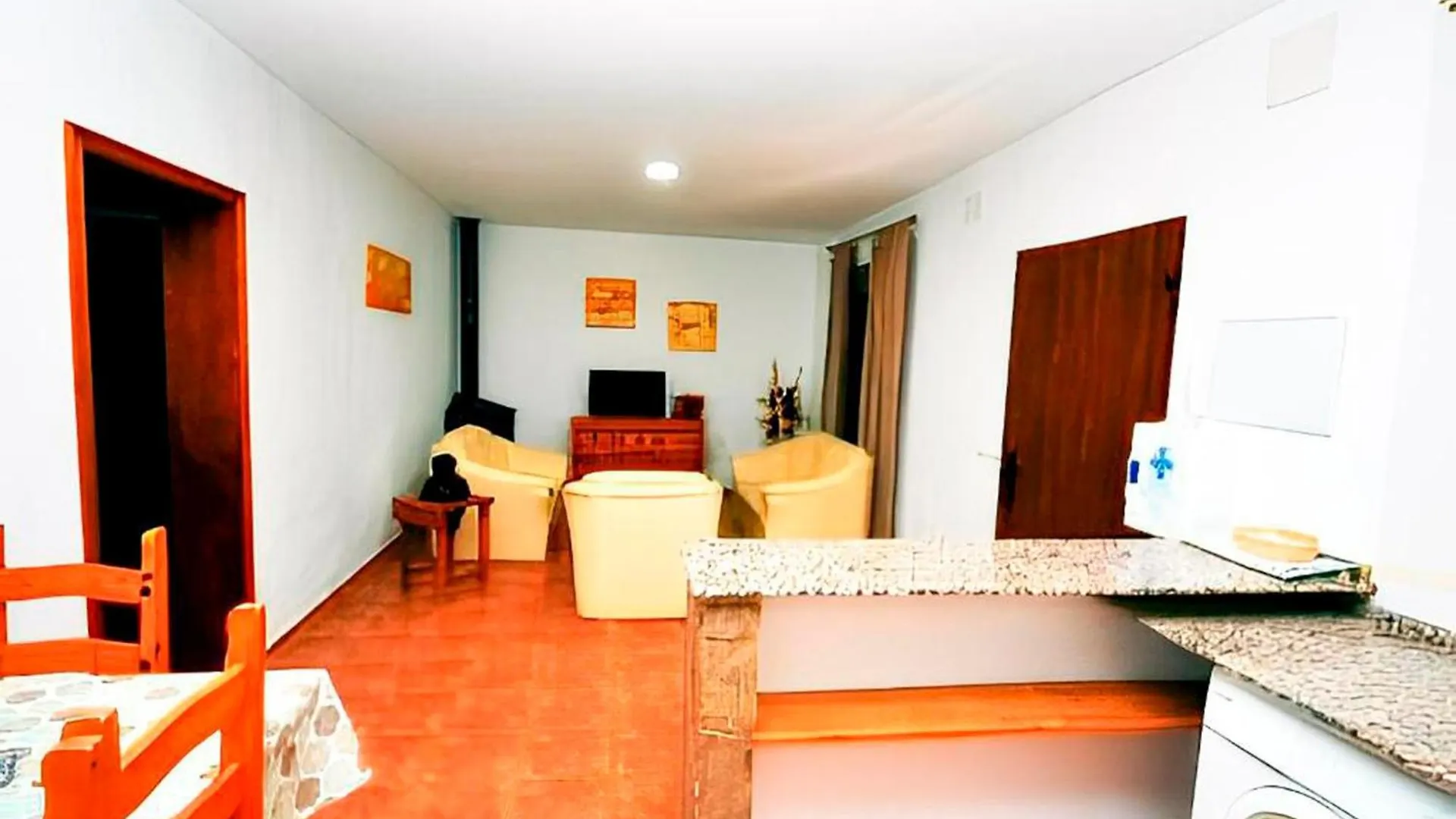 Chalet Con Piscina Compartida Y Jardin Privado Cadiz 0*,  Spain